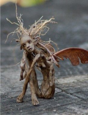 Sprites Fairy, Fairy Sculpture, Faeries Gardens, Fairies Elves, Wow Art, Mystical Creatures, Fairy Art, Fairy Land, Fairy Houses