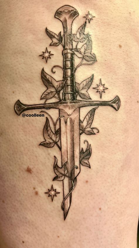 Leaf Of Lorien Tattoo, Fellowship Tattoo, Leaves Of Lorien Tattoo, Narsil Tattoo With Flowers, Phial Of Galadriel Tattoo, Lotr Tattoo Design, Leaves Of Lorien, Lotr Leaf Tattoo, The Shire Tattoo