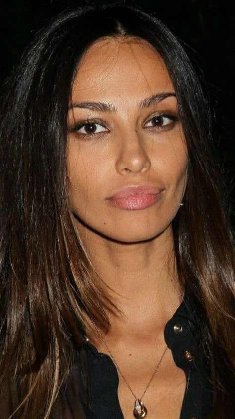 Madalina Ghenea Style, Madalina Ghenea Hair, Madalina Ghenea Makeup, Romanian Hairstyles, Madelina Ghenea, Madalina Ghenea, Brunette Black Hair, Mădălina Diana Ghenea, Romanian Women