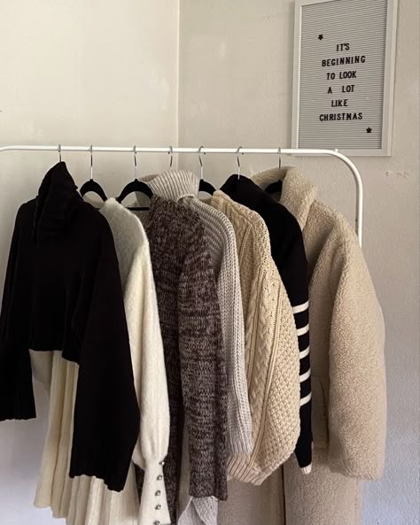 Aesthetic Clothing Pictures, Aesthetic Clothes Hanger Rack, Aesthetic Hanger Clothes, Clothing On Rack Aesthetic, Coat Rack Aesthetic, Closet Rack Aesthetic, Clothing Rail Aesthetic, Clothing Pile Aesthetic, Clothes Pile Aesthetic