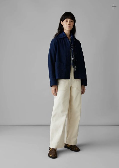 Japanese Professional Fashion, Japanese Fashion 2024, Navy Work Pants Outfit, Japanese Workwear Women, American Vintage Outfits, Toast Clothing, Workwear Women, Japanese Workwear, White Pants Outfit