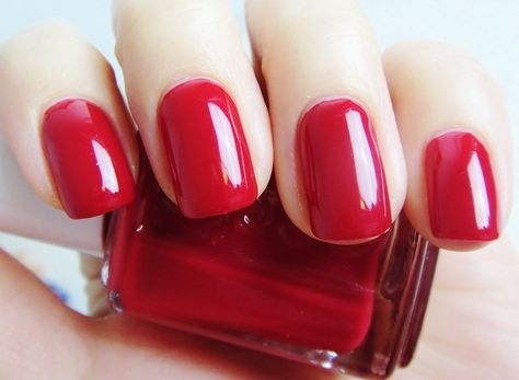 Essie A List Essie Red Nail Polish, Essie Nail Polish Colors, Popular Nail Colors, Essie Nail Colors, Cute Pink Nails, Nail Polish Trends, Red Nail Polish, Red Nail Designs, White Nail Polish