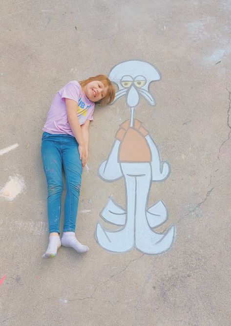 Sponge Bob Chalk Art, Spongebob Chalk Art, Spongebob Chalk Art Easy, Chalk Art Patrick Star, Chalk Spongebob, Disney Character Chalk Art, Easy Sidewalk Chalk Art Ideas Disney, Fun Chalk Art, Sidewalk Chalk Art