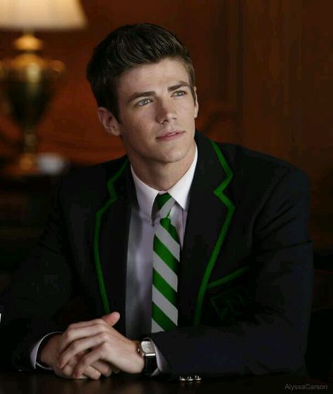 The warblers of Slytherin. Sebastian Smythe. Grant Gustin Glee, Sebastian Glee, Flash Barry Allen, The Flash Grant Gustin, Lifetime Movies, Barry Allen, Grant Gustin, Clint Barton, Young Men