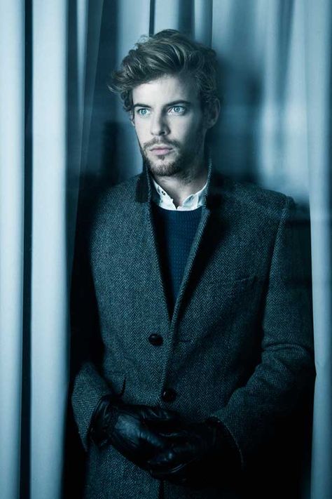 Harry Treadaway Luke Treadaway, Harry Treadaway, Aging Like Fine Wine, Creative Writing Inspiration, Bollywood Photos, Like Fine Wine, Penny Dreadful, Male Style, Most Beautiful People