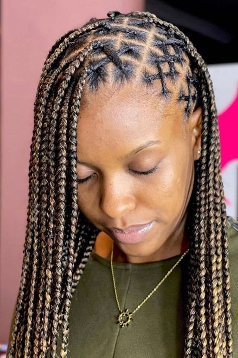 Cross Knotless Braids, Criss Cross Knotless Braids, Curled Hair With Braid, Knotless Braids Hairstyles, Short Box Braids Hairstyles, Short Box Braids, African Hair Braiding Styles, Box Braids Hairstyles For Black Women, Braided Cornrow Hairstyles