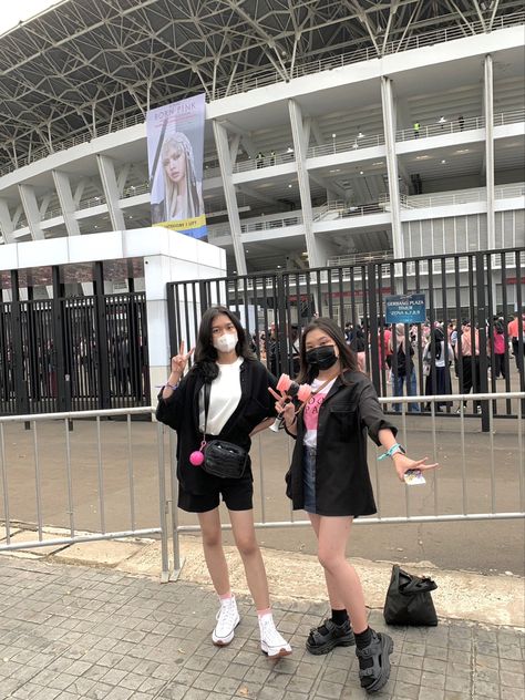 BLACKPINK CONCERT Blackpink Concert, Jakarta, Ootd, Concert