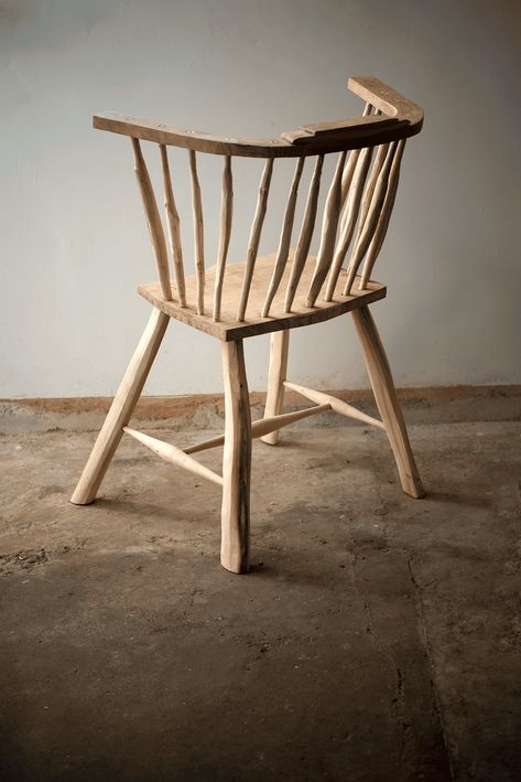 low back Welsh stick chair in oak, ash and hazel Welsh Stick Chair, Vernacular Furniture, Primitive Chair, Stick Chair, Twig Furniture, Sticks Furniture, Handmade Chair, Windsor Chairs, Carver Chair