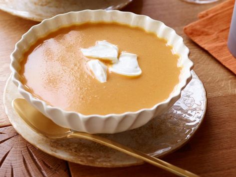 Hassleback Sweet Potatoes, Sweet Potato Bisque, Potato Bisque, Good Sweet Potato Recipe, Scalloped Sweet Potatoes, Sweet Potato Oven, Smashed Sweet Potatoes, Sweet Potato Side Dish, Sweet Potato Cheesecake