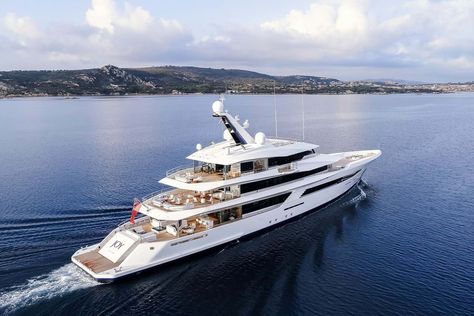 Charter Yacht, Monaco Yacht Show, Suspension Trainer, Guest Cabin, Spa Room, Luxury Yacht, Yacht For Sale, Motor Yacht, Yacht Charter