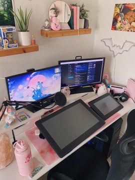 Artist Desk Setup, Artist Desk, 40 Gifts, Artist Workspace, Art Studio Room, Otaku Room, Gamer Room Decor, Video Game Rooms, Branding Tools