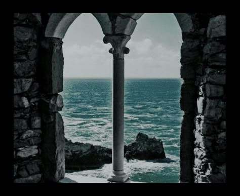 Sea Castle Aesthetic, Seaside Castle Aesthetic, Castle By The Sea Aesthetic, Sea Kingdom Aesthetic, Medieval Coastal City, House Manderly Aesthetic, Blue Castle Aesthetic, Seaside Kingdom, Velaryon Aesthetic