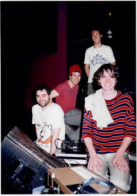 animal collective Noah Lennox Animal Collective, Animal Collective Poster, 00s Music, Animal Collective, Indie Band, Music Pics, Band Pictures, Indie Pop, Black Flag