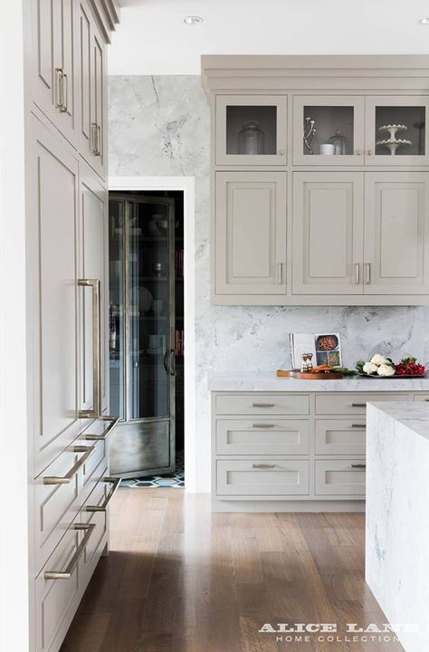 love this cabinet colour - apparently it is close to Benjamin Moore Balboa Mist Two Different Cabinet Styles In Kitchen, Tall Ceiling Kitchen, Dreamy Kitchens, All White Kitchen, Classic Kitchen, Marble Counter, Kitchen Concepts, Home Luxury, Kitchen Counters