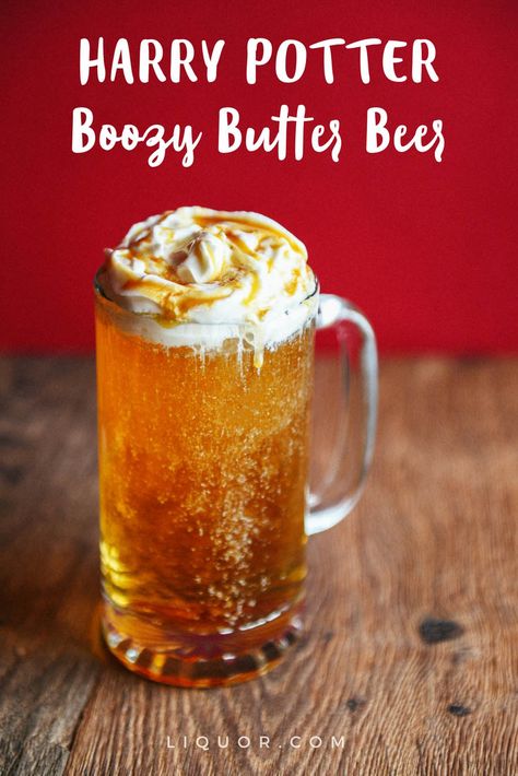 Hollywood Cocktails, Butterbeer Recipe Alcoholic, Nerdy Recipes, Infused Alcohol, The Three Broomsticks, Beverages Recipes, Harry Potter Butter Beer, Butterbeer Recipe, Adult Beverages Recipes