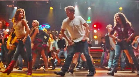 Set to the tune of Big & Rich's "Fake I.D.," the cast of the 2011 film Footloose got down and dirty in a sexy country line dance. Julianne Hough Footloose Outfits, Country Line Dancing Aesthetic, Footloose Quotes, Line Dancing Outfits, Country Line Dancing Outfit, Line Dancing Quotes, Footloose Outfits, Julianne Hough Footloose, Line Dancing Aesthetic