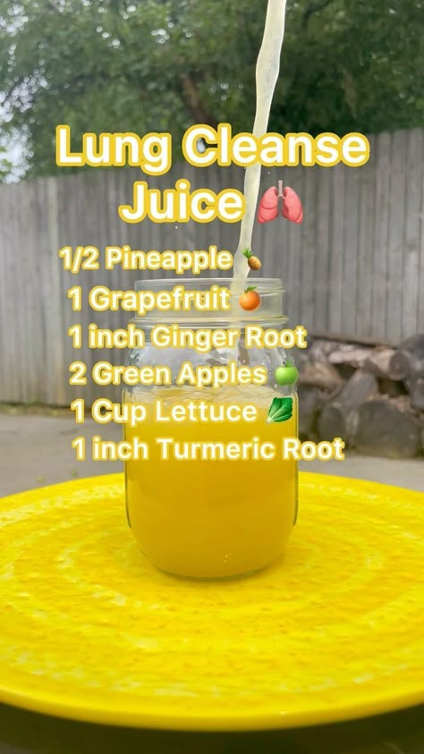 Juice Recipes For Lungs, Lung Health Food, Juicing For Lung Health, Lung Cleanse Recipe, Lung Juice Cleanse, Clear Mucus From Lungs, Lung Cleanse Mucus, Lung Cleansing Drink, Lung Detox Home Remedies