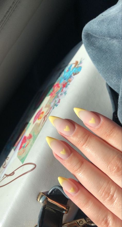 Yellow Heart Nails Design, Yellow Valentine Nails, Yellow Heart Nails, Orange Heart Nails, Nails Amarillo, Spring Nails Yellow, Yellow Spring Nails, Cute Heart Nails, Nail Aesthetic