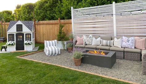 Pea Gravel Container Garden, Pea Gravel Sitting Area, Backyard Pea Gravel Ideas, Pea Gravel Edging Ideas, Pea Gravel Landscaping, Pea Gravel Patio Ideas, Diy Pea Gravel Patio, Gravel Patio Ideas, Gravel Patio Diy