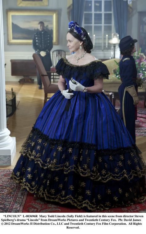 Mary Todd Lincoln (Sally Field) prepares to greet guests at a White House function, from the movie, Lincoln. Costume design by Joanna Johnston. Victorian Ball Gowns, Victorian Ball, Mary Todd Lincoln, Southern Belle Dress, Sally Field, Best Costume Design, Period Dress, 19th Century Fashion, Old Dresses