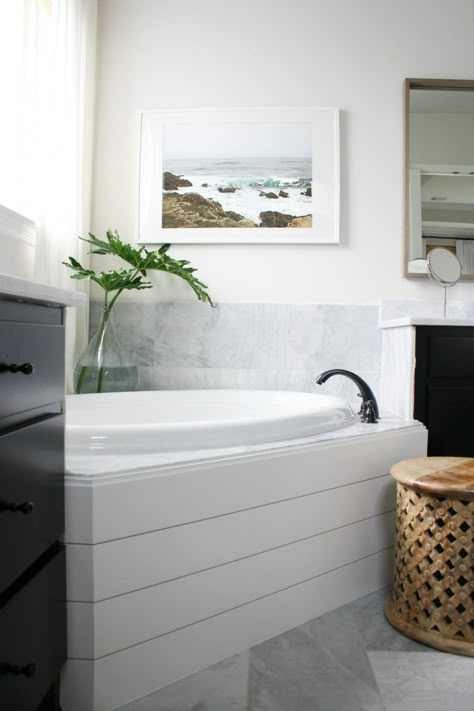 DIY Tub Skirt Makeover Using Shiplap, shiplap bath tub, shiplap tub surround #bathroomrenovationideas Shiplap Tub Surround, Bathroom Tile Colors, Small Elegant Bathroom, Diy Tub Skirt, Bathtub Skirt, Restroom Remodel Ideas, Tub Skirt, Diy Bathroom Remodel Ideas, Bathtub Makeover