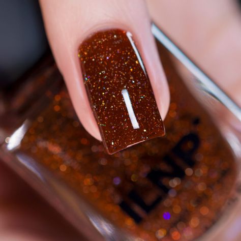 ILNP Poison - Blood Red Magnetic Nail Polish Brown Glitter Dip Nails, Autumn Gradient Nails, Copper Dip Nails, Brown Glitter Nails Fall, Brown And Orange Nails Fall, Red Nail Designs Fall, Dark Fall Nails Designs, Cranberry Nails Fall, Fall Cheetah Nails