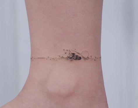 Bracelet Design Tattoo, Tattoo Anklet Ideas, Tattoo Ideas Anklet, Small Bracelet Tattoos For Women, Ankle Tattoo Band, Delicate Ankle Tattoos For Women, Simple Anklet Tattoo, Bracelets Tattoos For Women, Delicate Ankle Tattoo