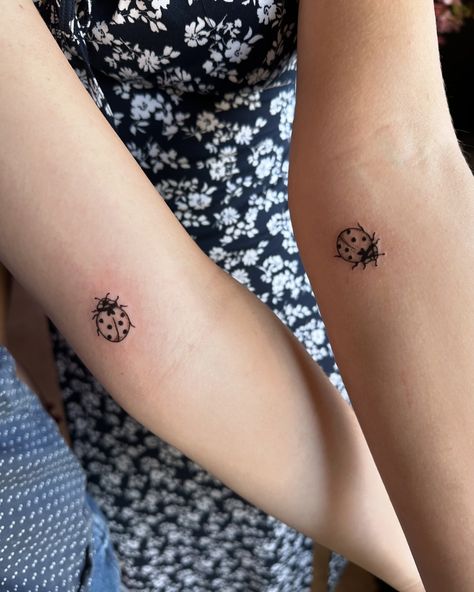 🪲Teeny tiny matching sister tattoos! They grew up catching lady bugs together and now they have one on them for life. The sweetest of sisters! 🪲 #ladybug #ladybugtattoo #tinytattoo #bendoregon #microtattoo #matchingtattoos Three Way Matching Tattoos, Simple Tattoos Disney, Matching Ladybug Tattoos, Matching Best Friend Tattoos Aesthetic, Matching Tattoo Friends, Matching Sisters Tattoo, Two Sisters Tattoo, Matching Bug Tattoos, Tiny Bff Tattoos