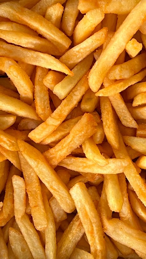 French Fries Images, Chips Aesthetic, Pizza Steak, Joey Doesn't Share Food, Hot Chips, Desi Street Food, Cheese Burgers, Burgers And Fries, Crispy French Fries