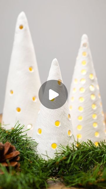 One Little Project #easycrafts on Instagram: "This DIY clay Christmas tree is SO PRETTY! And it’s really easy to make this minimalist holiday decoration at home using air dry clay and our free, printable template. 🌲✨ For the full instructions visit onelittleproject.com and search “clay christmas tree” ❤️ Follow @one_little_project for more easy and fun craft ideas #onelittleproject #ontheblog #claychristmastree #claychristmastrees #claydecorations #diychristmas #diyprojects #diyhome #diycraft #easydiy #diytutorial #christmascrafts #christmastree #christmasdecor #handmadedecor #claycraft #claycrafts #handmadedecor #merryandbright #claydecor #winterdecor #winterdecoration #uniquechristmasgifts #crafting" Air Dry Clay Decorations Diy Crafts, Air Dry Clay Holiday Projects, Modeling Clay Christmas, Air Clay Christmas, Diy Clay Christmas Tree, Air Dried Clay Christmas Decorations, Air Dry Clay Christmas Tree, Air Dry Clay Christmas Ideas, Air Dry Clay Tree