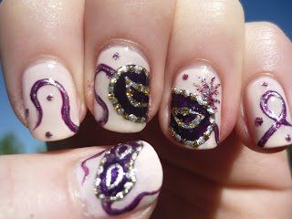 31 Fantastic Mardi Gras Nail Art Ideas ... Burlesque Nails, Masquerade Nails, French Manicure Glitter, Mardi Gras Nails, Ball Nails, Nails Japanese, Quince Nails, Theme Carnaval, Glitter French Manicure