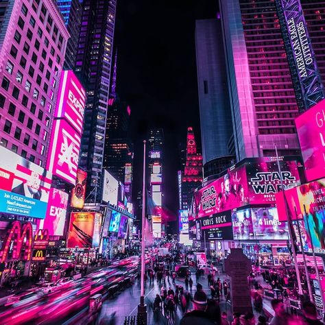 Nighttime Photos Capture Vibrant Pink Glow of Times Square’s Neon Lights Neon Lights Photography, Glow Projects, Glow Photos, Neon Photography, Portrait Photography Tips, Bedroom Wall Collage, Catty Noir, Photography Series, Cyberpunk Aesthetic