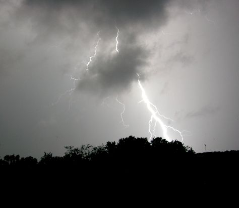 srOtaswini: Astraphobia Clostrophobia Aesthetic, Astraphobia Art, Asteria Aesthetic Goddess, Carnatic Music, Lightning Photos, Pirate Queen, Chaotic Neutral, Thunder And Lightning, Small Places