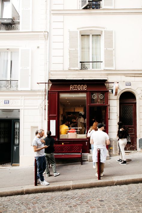 Where to Eat Lunch in Montmartre: Amone Montmartre Paris Restaurants, Montemare Paris, Best Coffee In Paris, Paris Trip Planning, Coffee In Paris, Pops Restaurant, Lunch Places, Paris Things To Do, Paris Tips