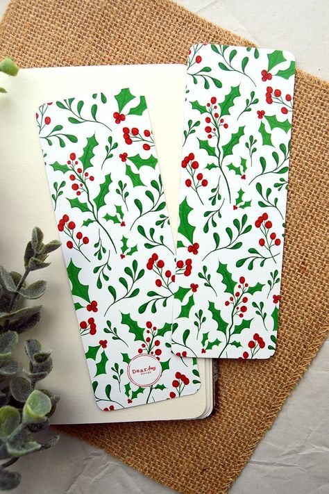 Diy Christmas Bookmarks, Christmas Bookmark Ideas, Xmas Bookmarks, Christmas Book Marks, Christmas Bookmarks Diy, Book Marks Design Ideas, Winter Bookmarks, Bookmarks Christmas, Bookmark Christmas