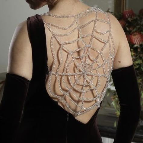 Spiderweb Fashion, Beading Clothes, Spider Web Dress, Spider Fashion, Spider Dress, Web Dress, Goth Outfit Inspo, Burlesque Fashion, Halloween Tea Party