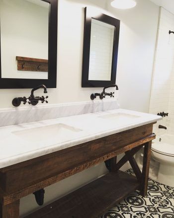 barnwood bathroom Ideas for walls, vanity, shelves and more Reclaimed Wood Bathroom Vanity, Room Vanity, Rustic Bathroom Vanities, Wood Bath, Wood Bathroom Vanity, Hall Bathroom, Boys Bathroom, Basement Bathroom, Bathroom Redo