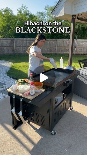 Vanessa Nunez on Instagram: "Grilling season is back ladies 💃🏽 the weather was 80 degrees here today so we had to cook some yummy dinner outside! #blackstone#blackstonegriddle#blackstonemeals#blackstonerecipe#backstonedinner#backyard#outdoorcookin" Pork Loin On Blackstone Griddle, Blackstone Set Up Ideas, Blackstone Grill Recipes Chicken, Black Stone Grill, Backyard Bbq Area, Blackstone Grill Recipes, Backyard Grilling Area, Dinner Outside, Outside Grill