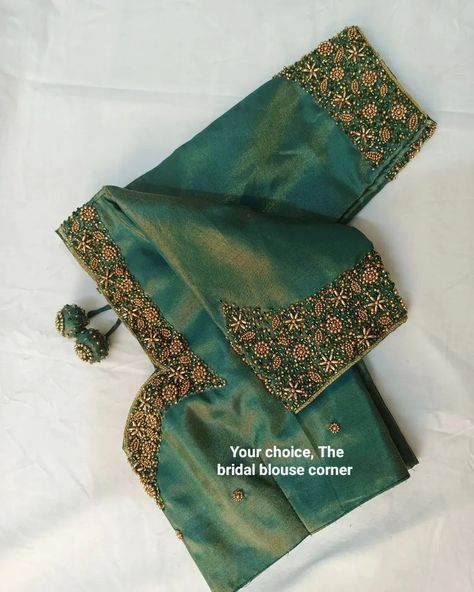 Green Colour Aari Work Blouse Designs, Green Colour Blouse Designs, Trending Blouse Design, Chettinad Sarees, Green Blouse Designs, Maggam Designs, Blue Blouse Designs, Silk Saree Blouse Designs Patterns, Reception Saree