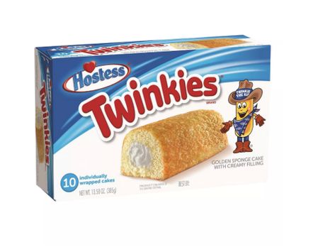 How Unhealthy Were '90s Junk Foods? | Food Network Healthy Eats: Recipes, Ideas, and Food News | Food Network Twinkie Cake, Hostess Twinkies, Hostess Snacks, American Snacks, Barley Flour, School Treats, Crunchy Snack, Snack Packs, Snack Cake