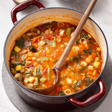 Olive Garden Minestrone Soup Recipe, Copycat Olive Garden Minestrone Soup, Copycat Olive Garden Minestrone, Olive Garden Minestrone, 2023 Ornaments, Panera Autumn Squash Soup, Easy Bean Recipes, Comfort Soups, Olive Garden Minestrone Soup