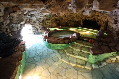 Play Boy Mansion Grotto. 29 Rooms, Playboy Mansion, Holmby Hills, Estate Interior, Hugh Hefner, Luxury Pools, Room Screen, Los Angeles Homes, Celebrity Houses