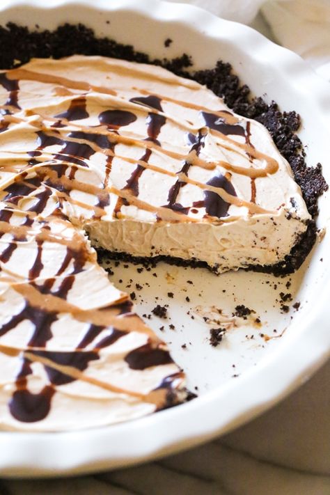 No Bake Peanut Butter Pie, Easy Peanut Butter Pie, Dessert Crepes, Dessert Halloween, Crumble Pie, No Bake Peanut Butter, Ww Desserts, Desserts Vegan, Best Peanut Butter