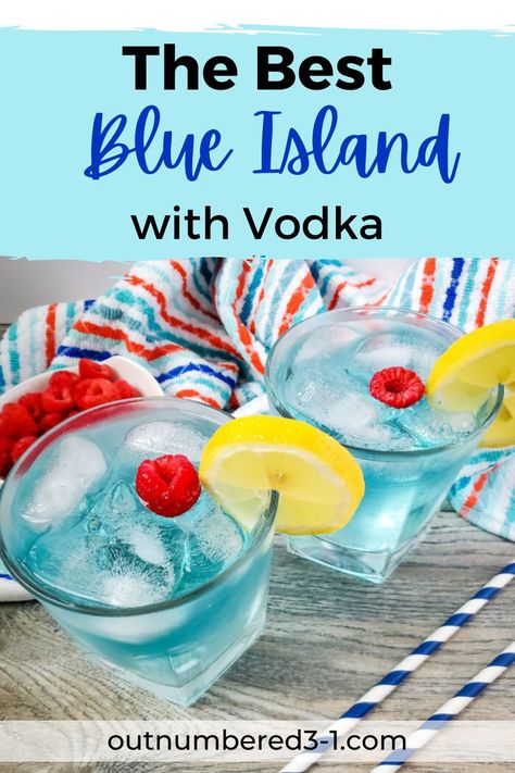 Image of Blue Island Cocktail with , vodka, and lime garnish Raspberry Cocktail Recipes, Uv Blue Drinks, Dirty Shirley Temple, Raspberry Vodka Drinks, Coconut Rum Drinks, Pool Cocktails, Easy Cocktail Recipe, Dirty Shirley, Raspberry Cocktail