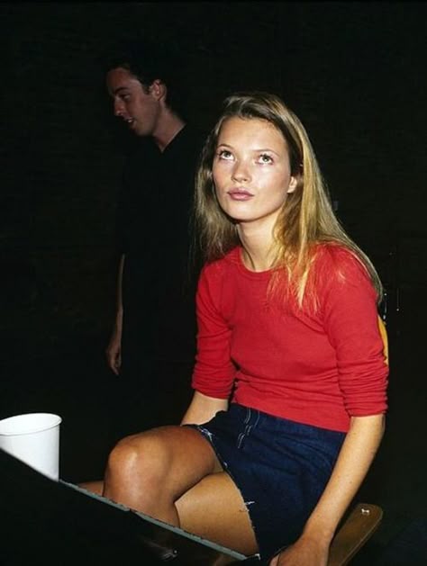 Drew Barrymore 90s, Nyc Autumn, Kate Moss 90s, Kate Moss Style, Queen Kate, Miss Moss, 90s Supermodels, 90s Models, Linda Evangelista