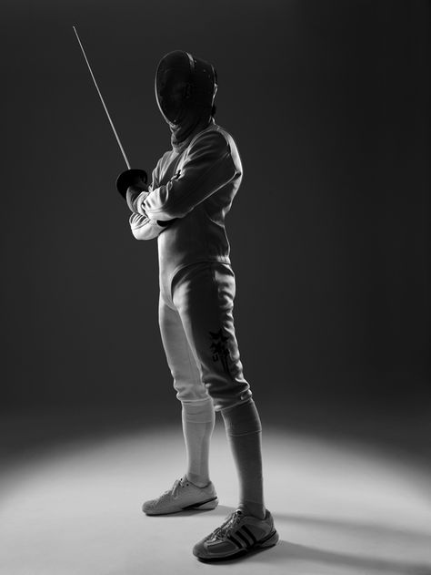 Olympic Fencing, Martial Arts Photography, Fencing Club, Fencing Sport, Sport Portraits, Fence Art, Cool Poses, Sports Photography, Pose Reference Photo