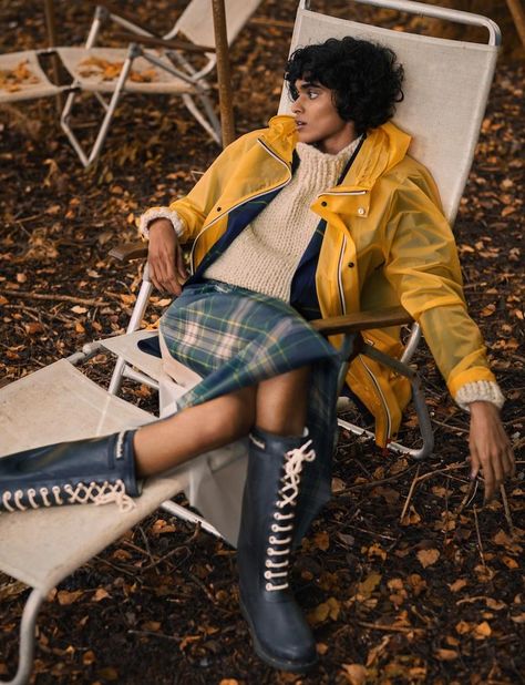 Casual Editorial, Radhika Nair, The Face Magazine, Style Magazine, Futuristic Fashion, Outdoor Fashion, Ladies Of London, 2000s Fashion, Uk Fashion