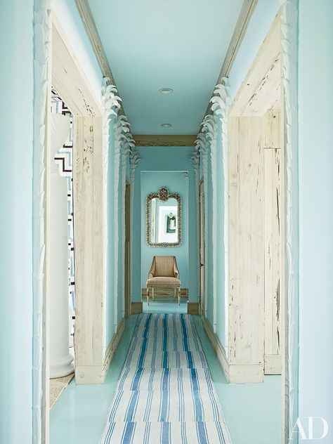 Ceiling Paint Ideas and Inspiration | Architectural Digest Green Painted Rooms, Glossy Ceiling, Blue Green Rooms, Blue Green Paints, Small Hallway Ideas, Hallway Design, Green Paint Colors, Small Hallways, Green Interiors