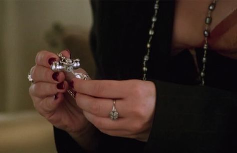 Kathryn Merteuil, Deep Red Nails, Awkward Girl, Wear Red Lipstick, Cruel Intentions, Power Dressing, 20th Anniversary, Holiday Nails, Fun Nails