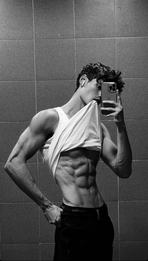 Mens Haircuts Straight Hair, V Cut Abs, Mens Aesthetic, Abs Workout Gym, 6 Pack Abs, Grey Tattoo, Aesthetic Guys, Stomach Workout